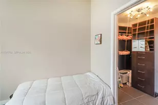 3301 NE 1st Ave, Miami, FL 33137 - Photo 13