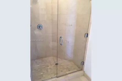 1060 Brickell Av #1901, Miami, FL 33131 - Photo 9