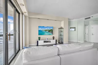 19101 Mystic Pointe Dr #PH6, Aventura, FL 33180 - Photo 13