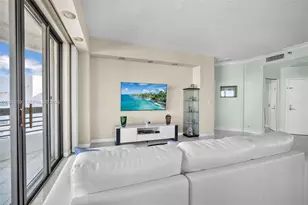19101 Mystic Pointe Dr, Aventura, FL 33180 - Photo 13