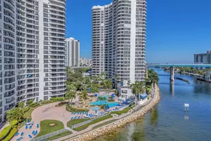 19101 Mystic Pointe Dr, Aventura, FL 33180 - Photo 7