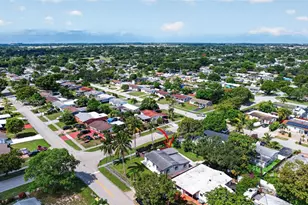 1300 N 70th Terrace, Hollywood, FL 33024 - Photo 43