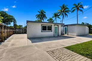 1300 N 70th Terrace, Hollywood, FL 33024 - Photo 35