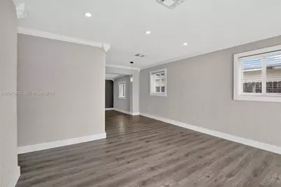 1300 N 70th Ter, Hollywood, FL 33024 - Photo 5