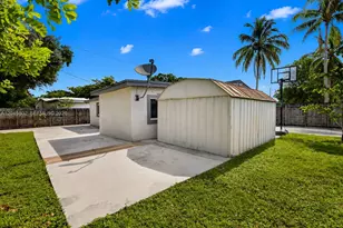 1300 N 70th Terrace, Hollywood, FL 33024 - Photo 31