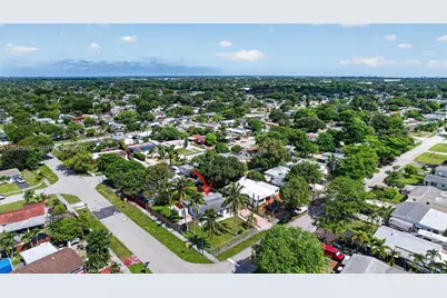 1300 N 70th Ter, Hollywood, FL 33024 - Photo 37