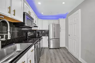 1300 N 70th Terrace, Hollywood, FL 33024 - Photo 9