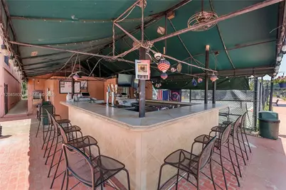 610 Tennis Club Dr #104, Fort Lauderdale, FL 33311 - Photo 35