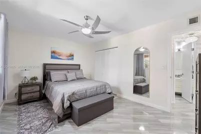 610 Tennis Club Dr #104, Fort Lauderdale, FL 33311 - Photo 15