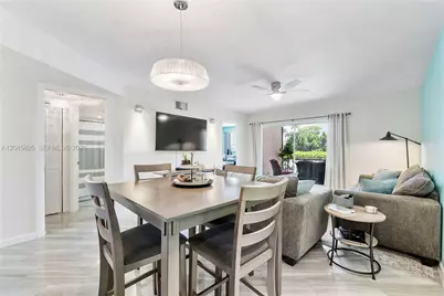 610 Tennis Club Dr #104, Fort Lauderdale, FL 33311 - Photo 7