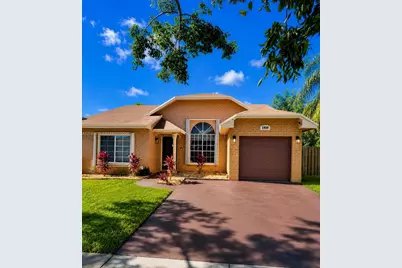 1430 SW 85th Ter #1430, Pembroke Pines, FL 33025 - Photo 1