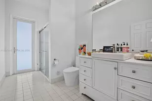 981 Waterside Cir, Weston, FL 33327 - Photo 23