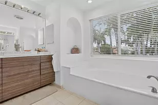 981 Waterside Cir, Weston, FL 33327 - Photo 29