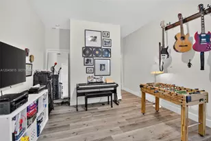 981 Waterside Cir, Weston, FL 33327 - Photo 21