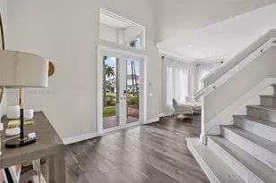 981 Waterside Cir, Weston, FL 33327 - Photo 7