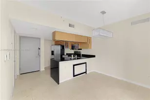 1750 N Bayshore Dr, Miami, FL 33132 - Photo 19