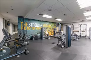 1750 N Bayshore Dr, Miami, FL 33132 - Photo 29