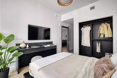 20 NE 11th St #4503, Miami, FL 33132 - Photo 11