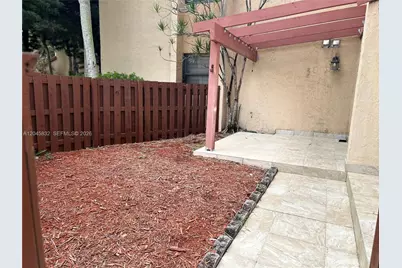 301 W Park Dr #101-11, Miami, FL 33172 - Photo 27