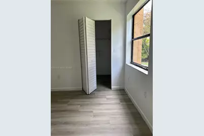 301 W Park Dr #101-11, Miami, FL 33172 - Photo 15