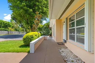 18103 SW 93rd Avenue, Palmetto Bay, FL 33157 - Photo 5