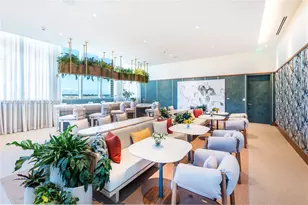 77 SE 5th St, Miami, FL 33131 - Photo 23