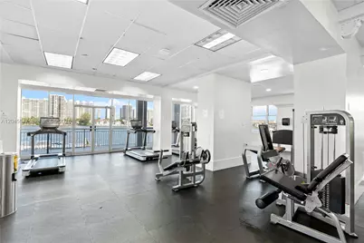 18071 Biscayne Blvd #1404, Aventura, FL 33160 - Photo 17