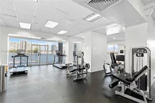 18071 Biscayne Blvd, Aventura, FL 33160 - Photo 17