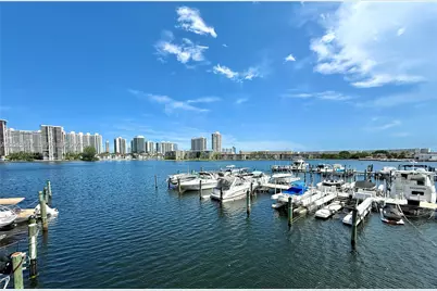 18071 Biscayne Blvd #1404, Aventura, FL 33160 - Photo 19
