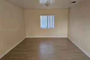 10455 SW 179th St, Miami, FL 33157 - Photo 13