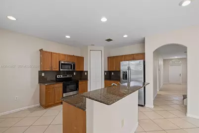 8401 SW 25th Ct #106, Miramar, FL 33025 - Photo 9