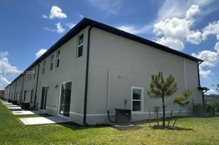 17471 Monte Isola, North Fort Myers, FL 33917 - Photo 5