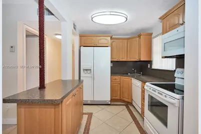 8500 SW 109 Ave #6-102, Miami, FL 33173 - Photo 9