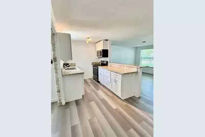 5809 Sullivan Rd, Jupiter, FL 33458 - Photo 5