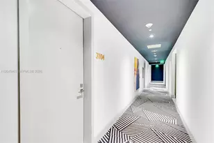 55 SW 9th St, Miami, FL 33130 - Photo 21