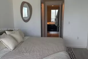 55 SW 9th St, Miami, FL 33130 - Photo 25