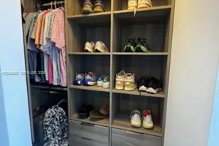 55 SW 9th St, Miami, FL 33130 - Photo 29