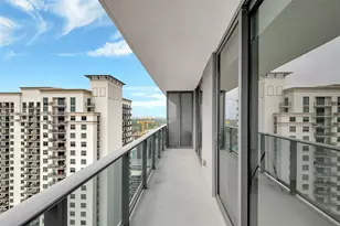 55 SW 9th St, Miami, FL 33130 - Photo 43