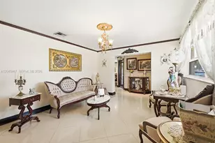 7858 NW 171st St, Hialeah, FL 33015 - Photo 5