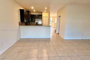 8965 NW 98th Ave, Doral, FL 33178 - Photo 11
