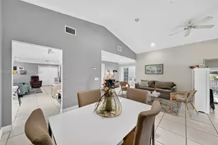 5212 SW 151st Pl, Miami, FL 33185 - Photo 9