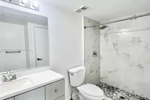 842 NW 92nd Ave, Plantation, FL 33324 - Photo 19
