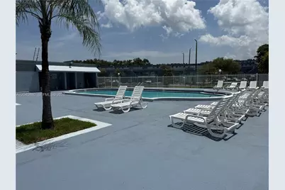 9371 Fontainebleau Blvd #I208, Miami, FL 33172 - Photo 15