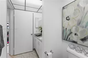 9930 S Belfort Cir, Tamarac, FL 33321 - Photo 25