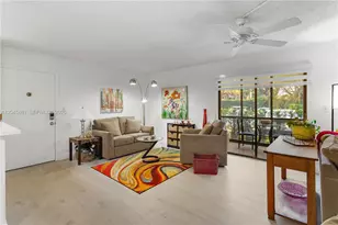 9930 S Belfort Cir, Tamarac, FL 33321 - Photo 11