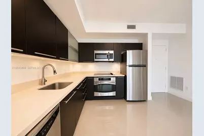 90 SW 3rd St #1710, Miami, FL 33130 - Photo 5