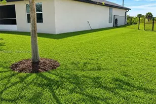 2123 NE 6th Ave, Cape Coral, FL 33909 - Photo 19