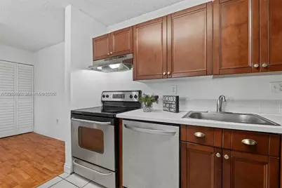 15600 SW 80th St #L-203, Miami, FL 33193 - Photo 7
