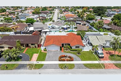 520 NW 132nd Ct, Miami, FL 33182 - Photo 29
