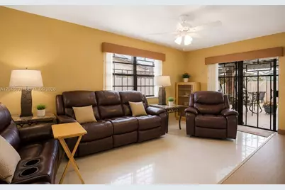 520 NW 132nd Ct, Miami, FL 33182 - Photo 11